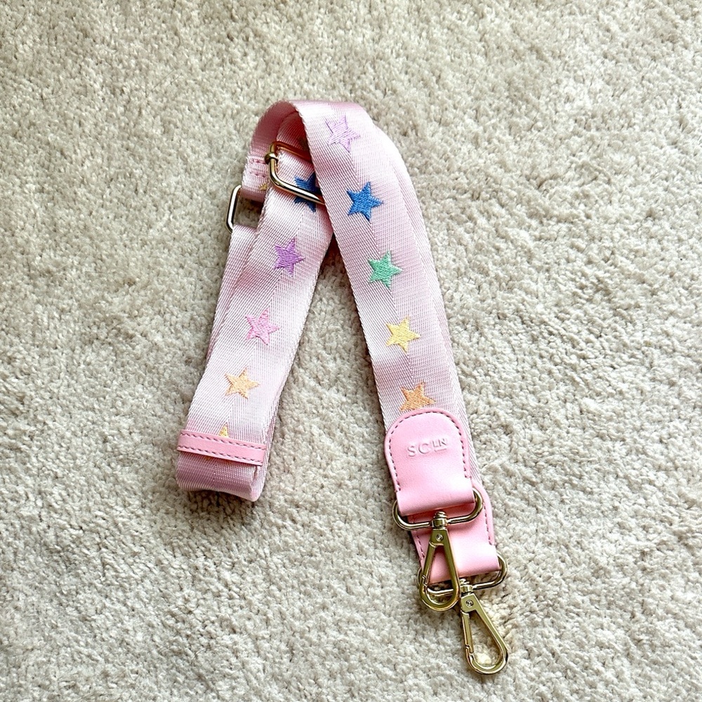 Stoney Clover Lane x Park and Beach bag strap